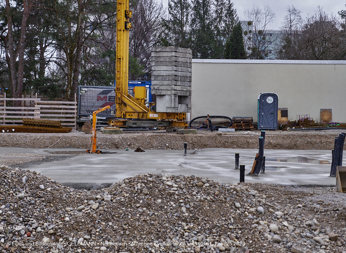 25.02.2023 -  Baustelle Haus für Kinder in Neupelach Quiddestraße 3